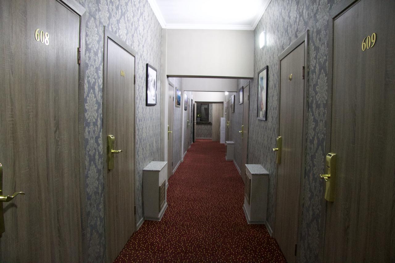 Hotel Deluxe Plaza Almatý Exterior foto